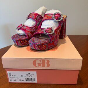 Gianni Bini Deja-Vu Wedge Heel